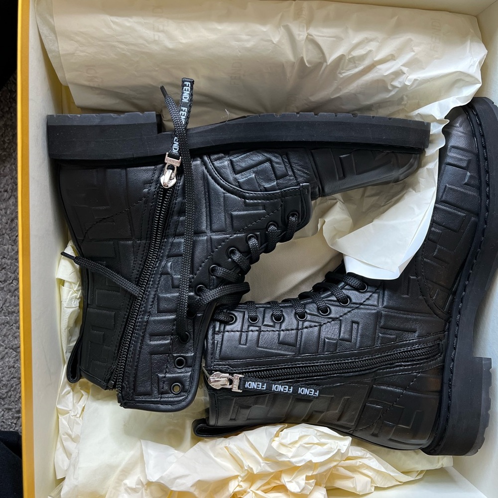 Fendi Boots